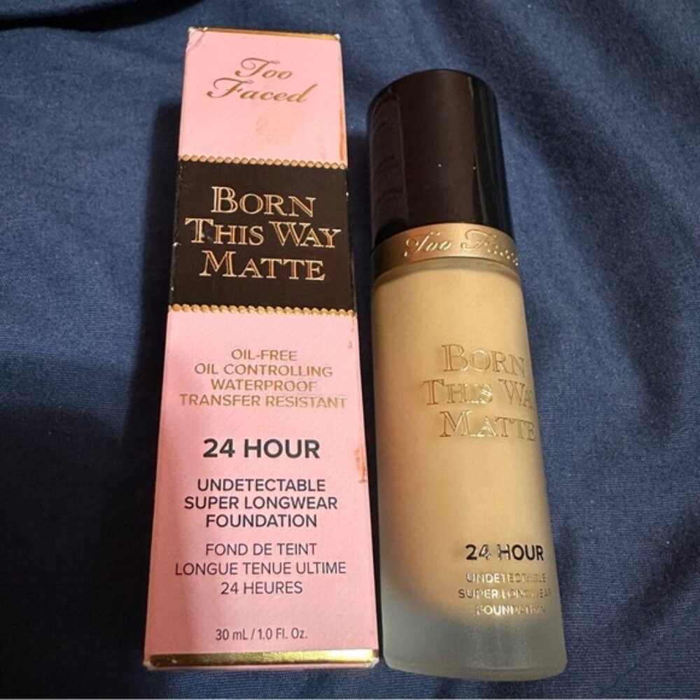 Too Faced Born This Way Matte Foundation - Ivory